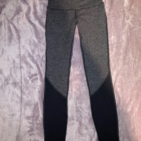 10 pairs of size 4 Lululemon bundle - Picture 6 of 10